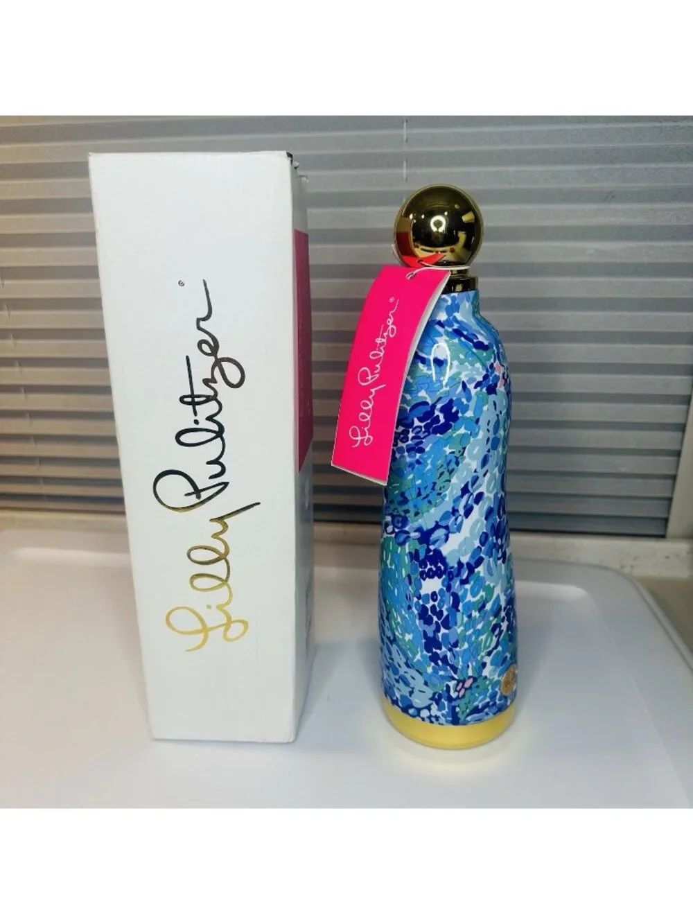 Lilly Pulitzer Squeeze The Day Water Bottle Turquoise Blue Vibrant Floral 16 Oz